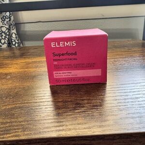 ELEMIS Superfood Facial Cream in Pink Packaging
